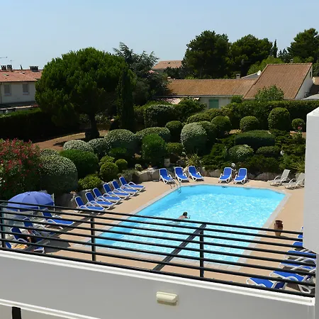 Odalys Aqualia 3* بالاروك ليه بان