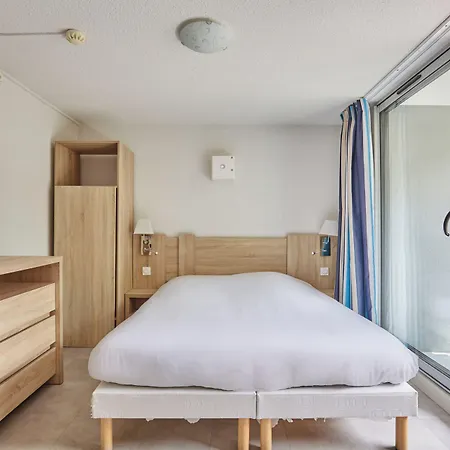 Hotel apartamentowy Odalys Aqualia Balaruc-les-Bains